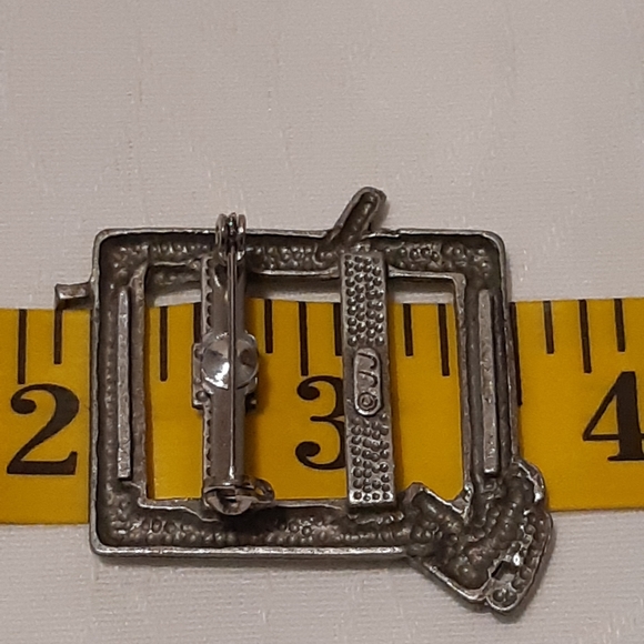 Vintage Mom Picture Frame Brooche Hockey Mom,  In Brass,  Signed JJ 1.5" Long, - Picture 5 of 6